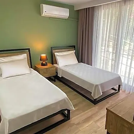 Sahil Hotel *
